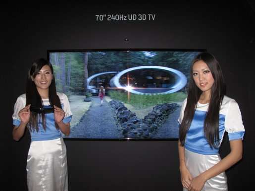 Samsung разработал 70-дюймовую 240 Гц Ultra Definition ЖК-панель на основе оксидных полупроводников