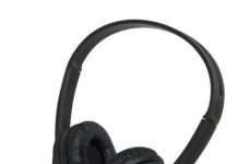 Defender представив гарнітуру з міцним держателем мікрофону