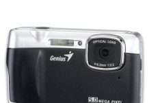 Nikon Coolpix S8000: тонка фотокамера з 10х зум