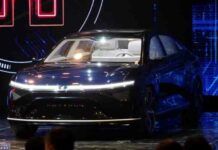 Foxconn анонсував створення трьох прототипів власного електромобіля