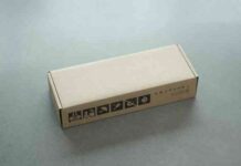 Valve показала упаковку і футляр для ігрової консолі steam deck