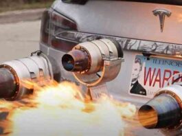 Ентузіаст модернізував tesla model s за допомогою трьох реактивних двигунів (відео)