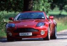 Возвращение Легенды: Aston Martin Vanquish – Новая Эра V12