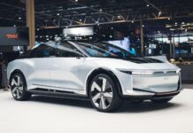 Колеса как Сердце Машины: Экономика Встроенных Двигателей в Новом Renault Duo/Bento