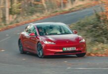 Tesla збільшує діапазон моделі 3 до 466 миль – і додає індикатор.