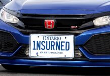 Nebeské ceny pojištění aut v Kanadě: Účty platí mladí řidiči