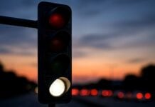 Біле світло: чи може цей новий світлофор розпочати еру безпілотних автомобілів?