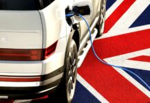 Великобританія запровадить податок на електромобілі та гібриди за кілометр пробігу