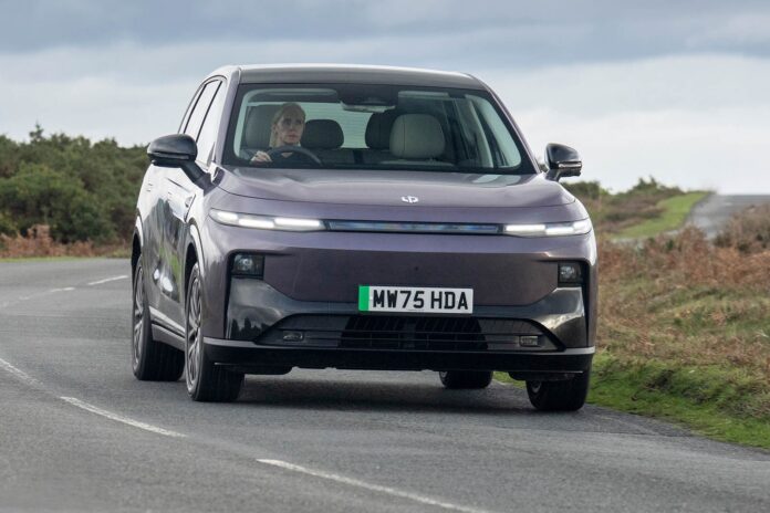 82340405-bf88-4baf-82ef-cbe8ff879952