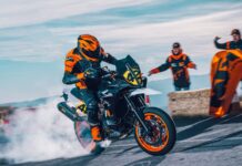 KTM 890 SMT: неймовірно універсальний туристичний мотоцикл
