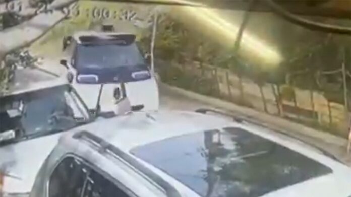 aadd695b-ad95-4c53-9aca-cd5f6828b57a