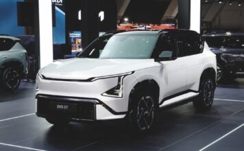 Kia представляє високопродуктивні електромобілі – але не для покупців із США