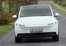 Tesla Розширює Лінійку Model Y Новою Версією Long Range із Заднім Приводом