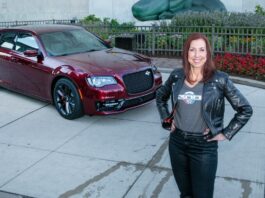 Зміна генерального директора Chrysler: на чолі став керівник Dodge, Метт МакАлір