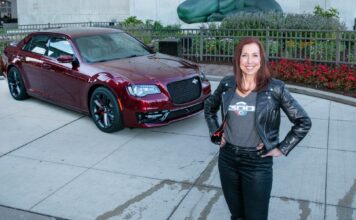 Зміна генерального директора Chrysler: на чолі став керівник Dodge, Метт МакАлір
