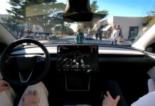 Колишній керівник відділу безпілотних технологій Uber потрапляє в аварію на автопілоті Tesla: Повчальна історія