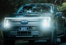 Australijska firma zajmująca się konwersją pojazdów elektrycznych AUSEV bankrutuje po zaprzestaniu produkcji Forda F-150 Lightning