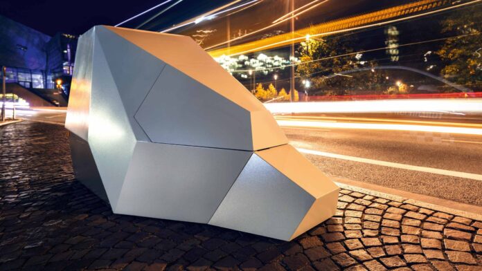 0cd733f9-1b8a-405c-a328-1287bf514947