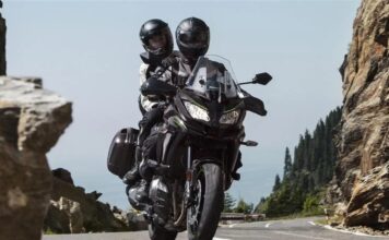 Розкішний мотоцикл, який тепер дешевший за Honda NX500