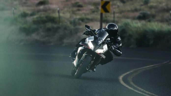 b62b177f-ed03-4ed9-bac4-4a95f3903aaa