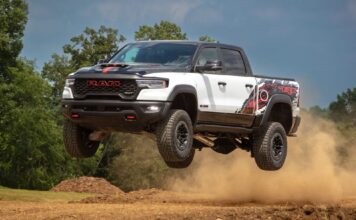 2027 Ram TRX SRT: Повернувся, зліший і дорожчий