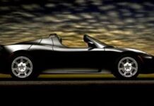 Посібник із заряджання Tesla Roadster: Домашні зарядні станції та розетки